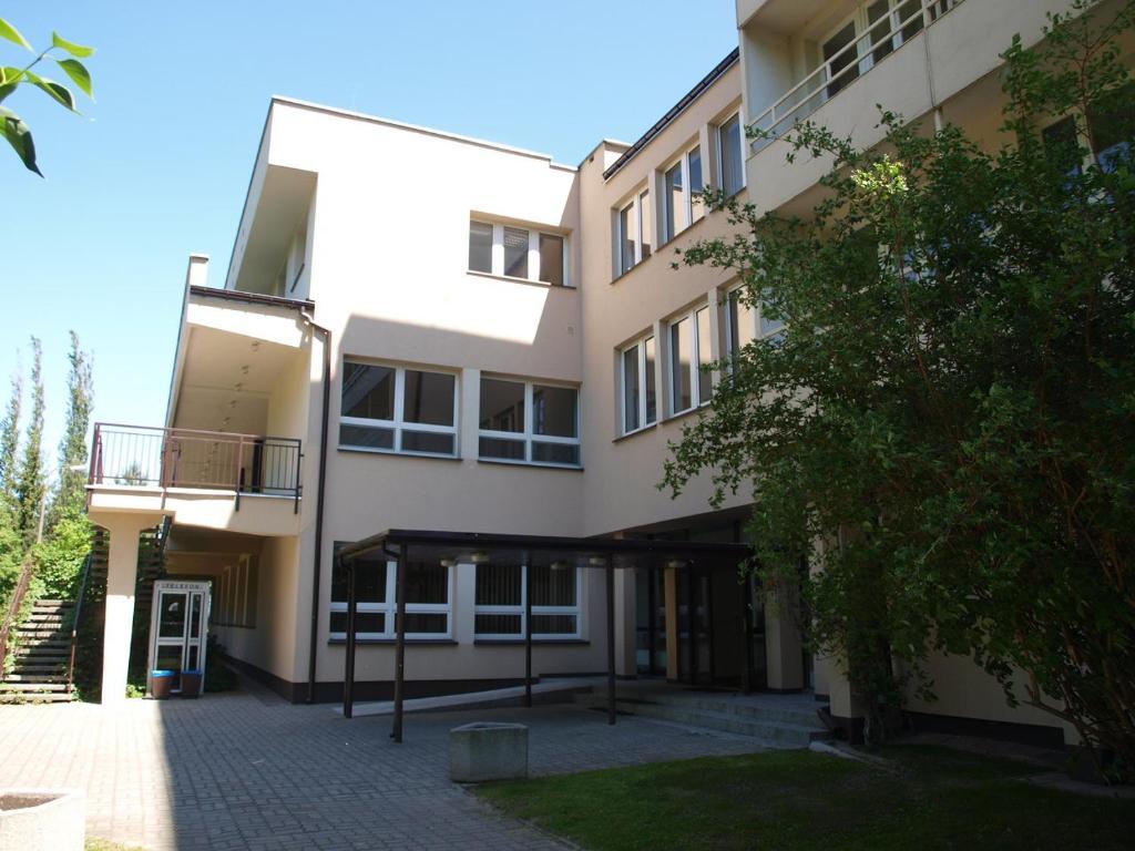 Irss Osrodek Szkoleniowy Hotel Białobrzegi Buitenkant foto