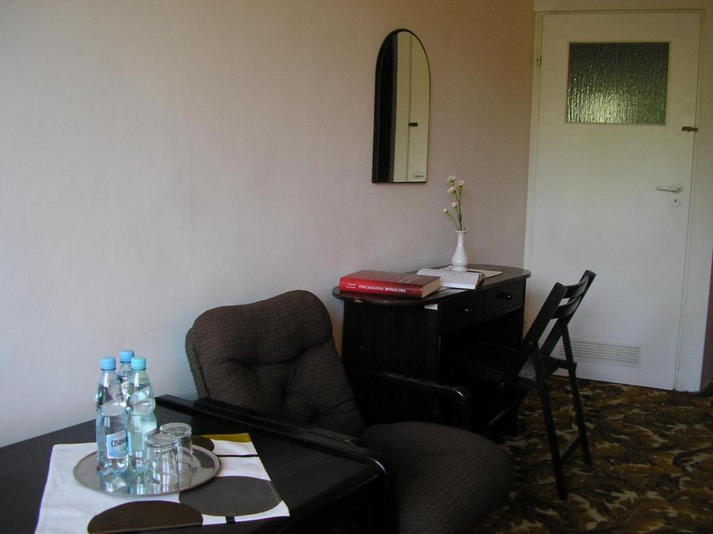 Irss Osrodek Szkoleniowy Hotel Białobrzegi Kamer foto