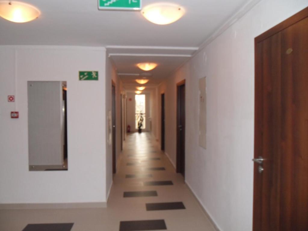 Irss Osrodek Szkoleniowy Hotel Białobrzegi Buitenkant foto